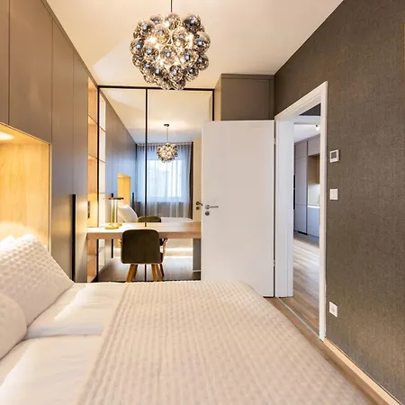 Fancy Private Parking & Garden Apartment Budapest