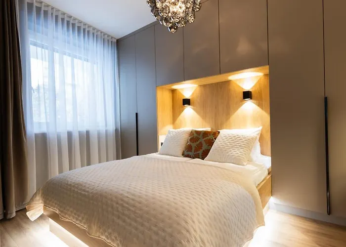 Appartement Fancy Private Parking & Garden